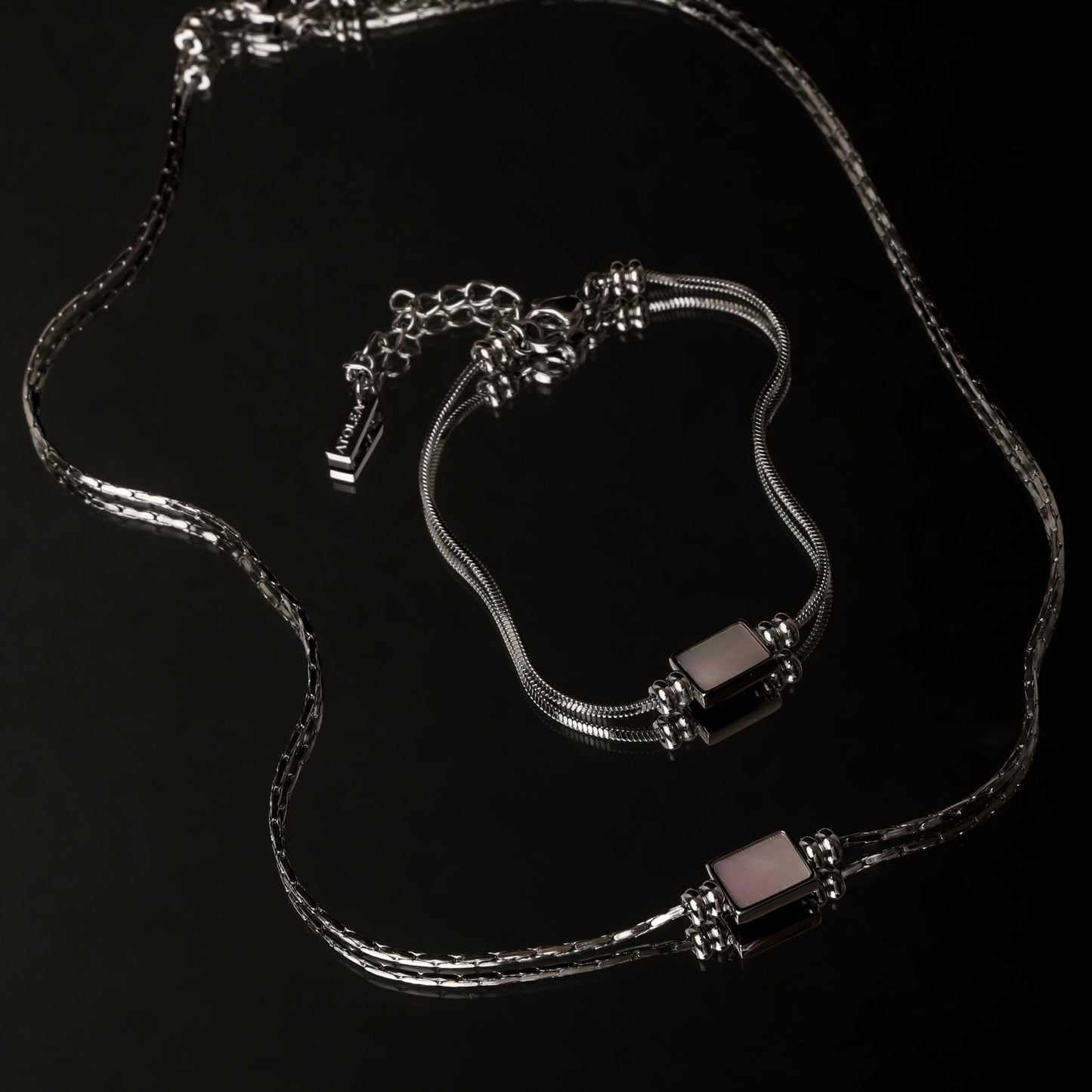 Lune Necklace